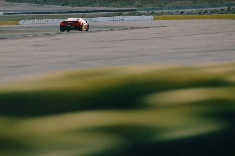 Video Ferrari teases hardcore 488 special edition