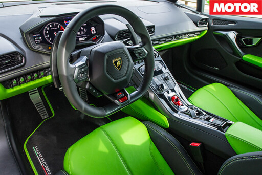 2016 Lamborghini Huracan LP580-2 interior