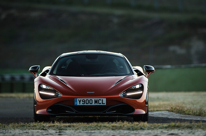 2017 McLaren 720S fast facts