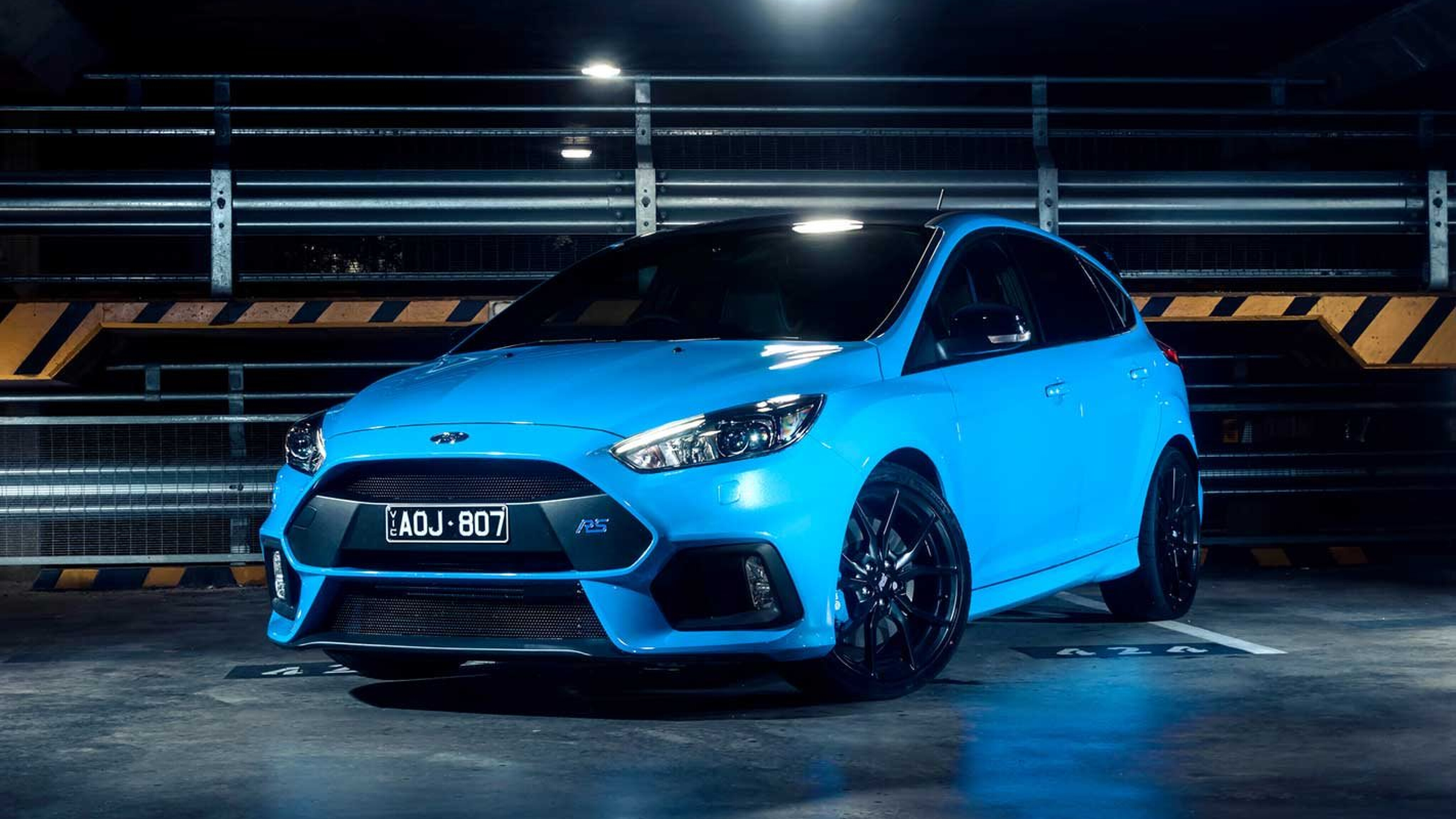 2018 Ford Focus RS Review, Pricing, and Specs