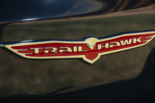 Jeep Grand Cherokee trailhawk badge
