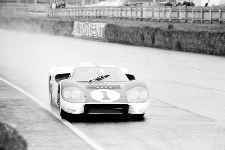 Ford -GT40-Mk -IV-Le -Mans