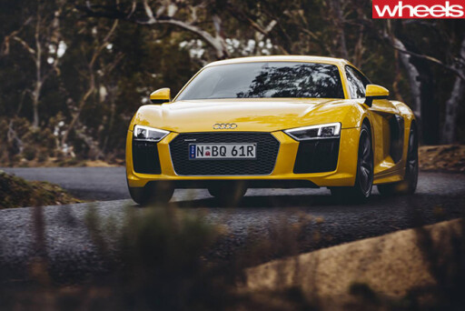 Audi -R8-driving -front